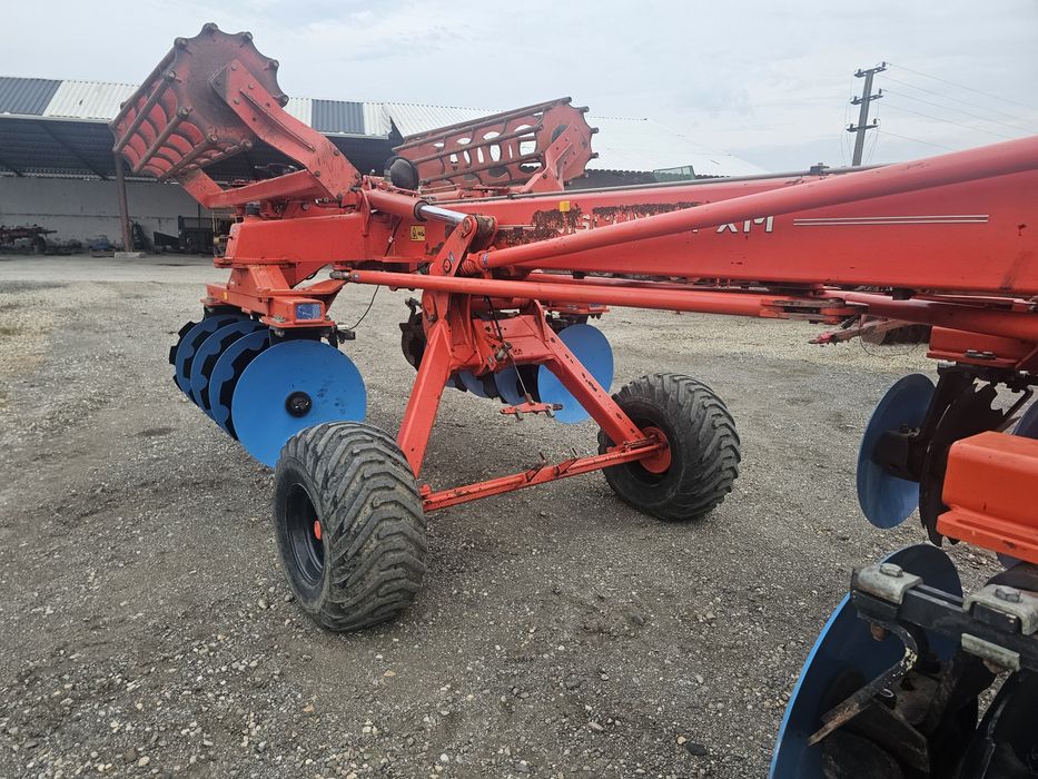 disc kuhn remorca mig met plug  freza coasa