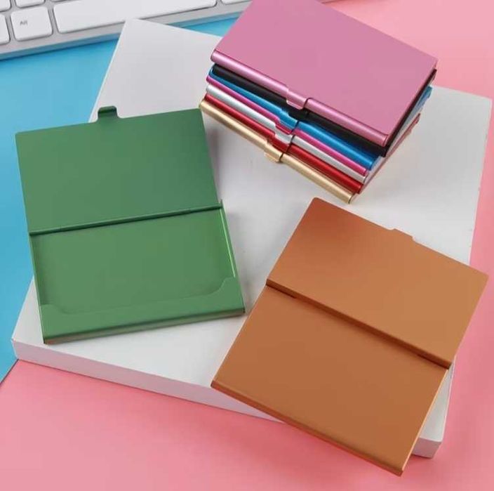 Персонализиран cardholder / визитник
