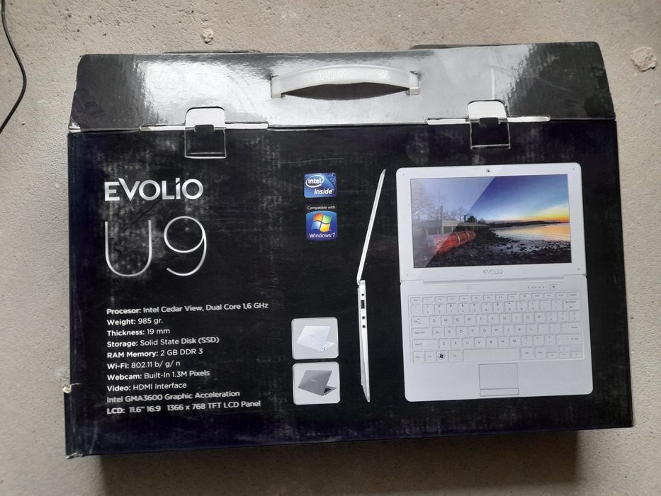 Vand/schimb stoc 10 laptop-uri noi, fără hard, ultrasubtiri, 985 grame