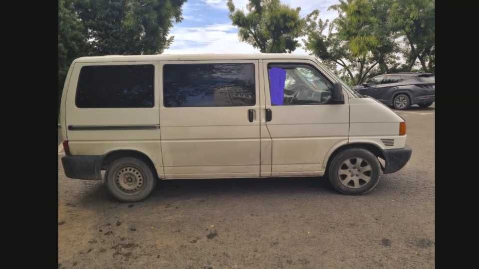 Transporter 8+1 2002