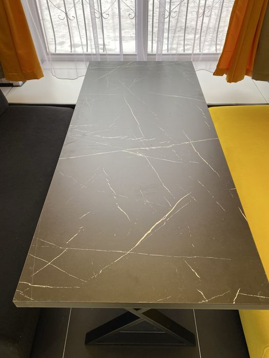 Диваны и столы для кафе