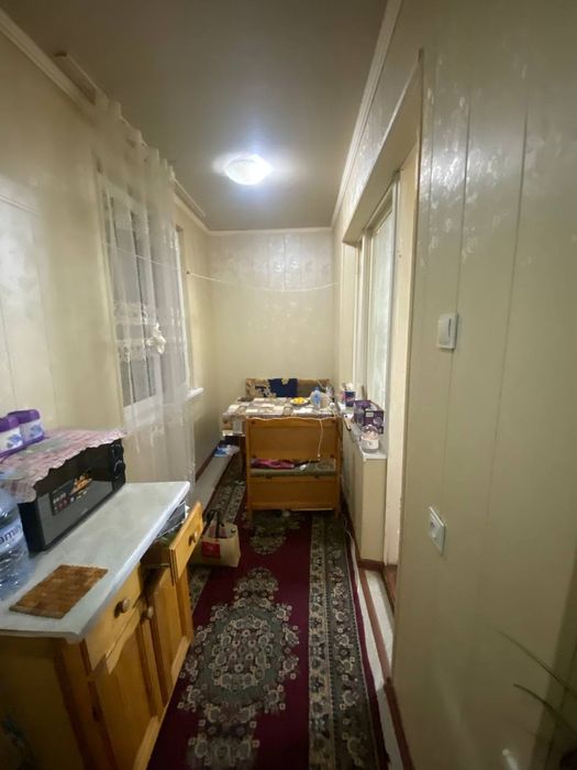 Срочно продаётся квартира Мирабадский р-н Куйлюк массив 2 1/1/4