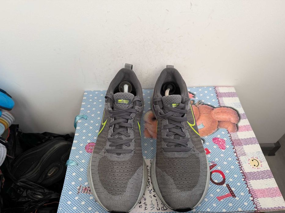 Nike React Infinity Run Flyknit 2 Grey Volt Wild Berry''оригинални мар