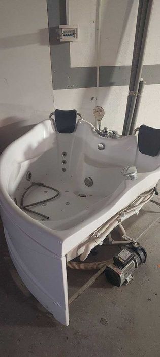JAKUZZI в рабочим состояние
