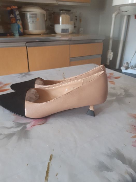 Продам туфли новые