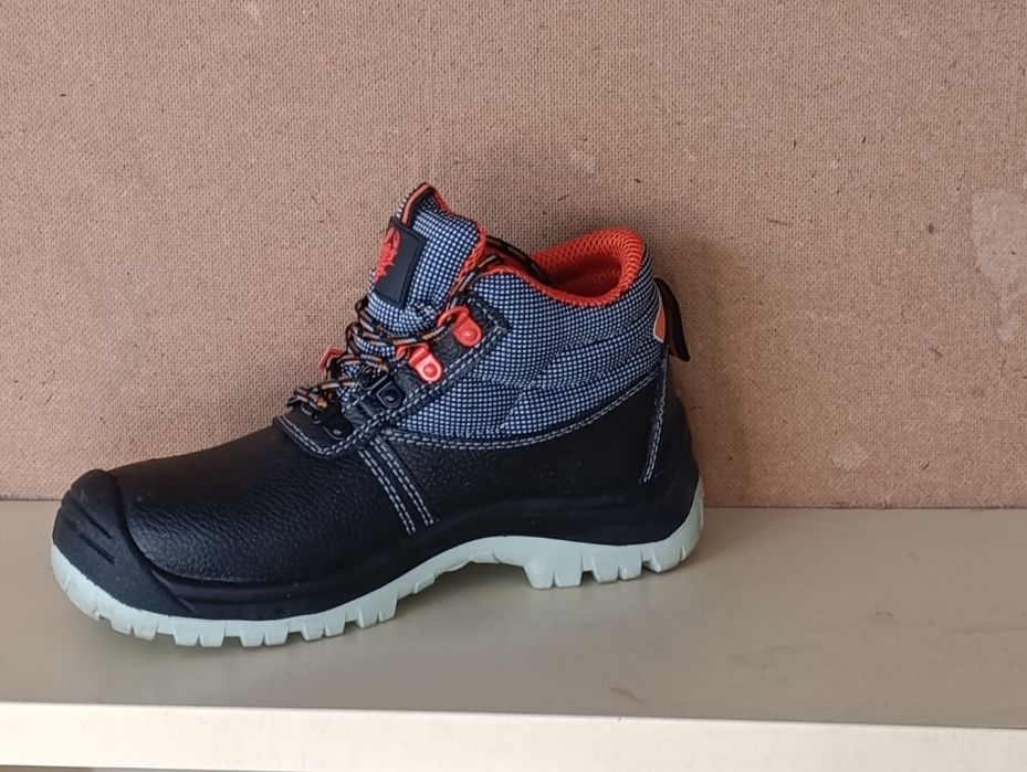 Строительная обувь scorpion