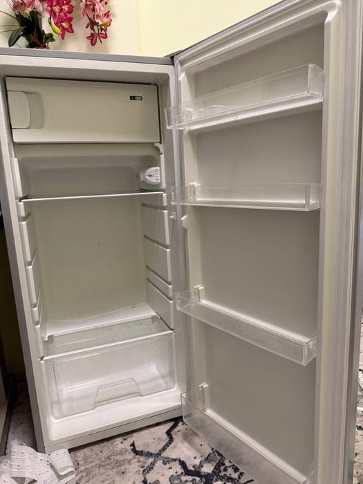 Арзон нархда холадильник сотилади