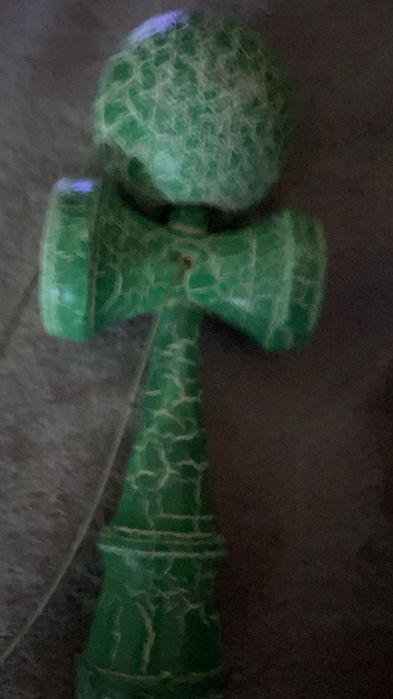 Kendama ! VERDE.
