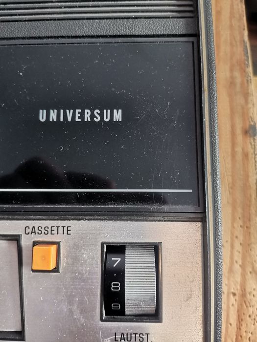 Касетъчен дек късетъчендек