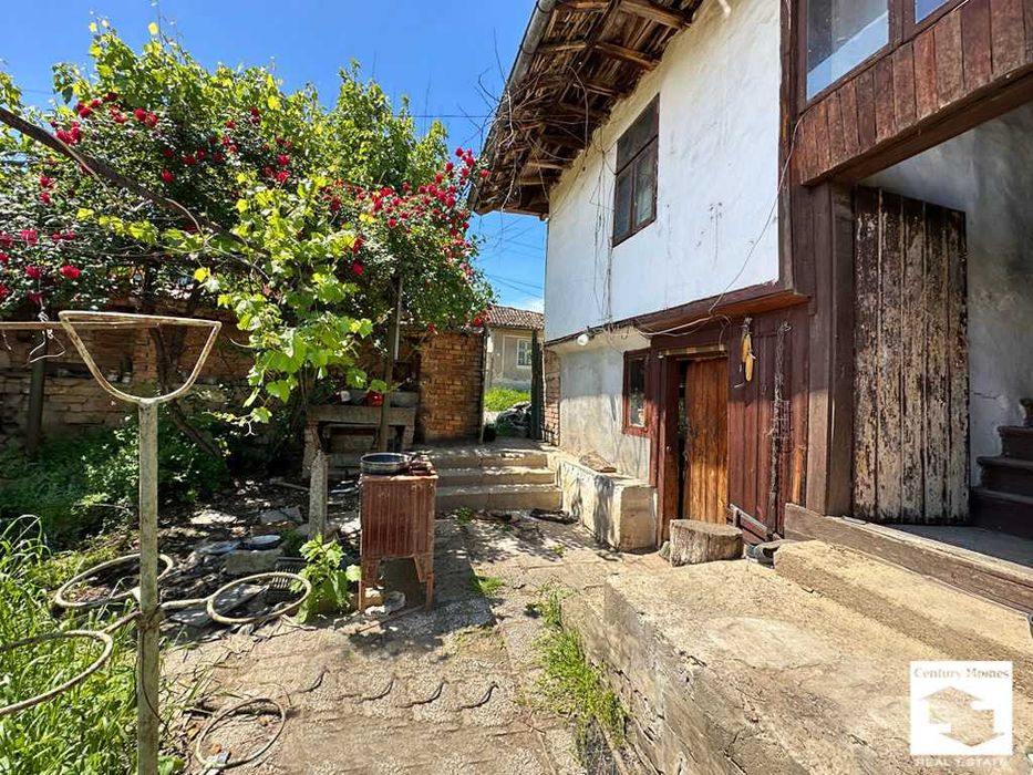 Продава се Къща в с. Джулюница, Област Велико Търново - 125 кв.м за 208 €/кв.м - Снимка #1