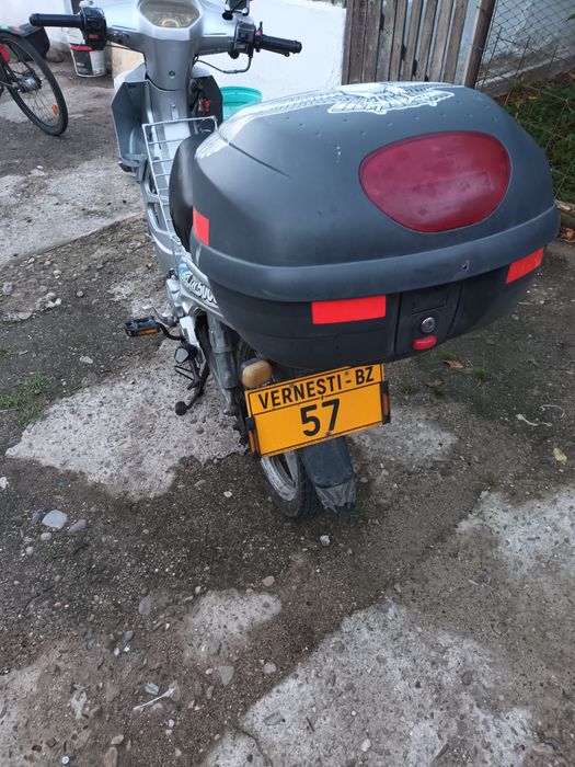 Vand scuter 50 cc