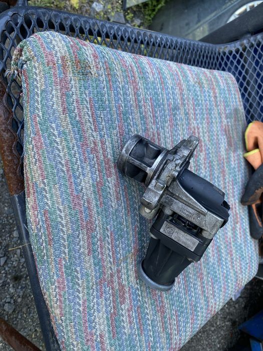 Продавам ЕГР клапан за 1.5 hdi