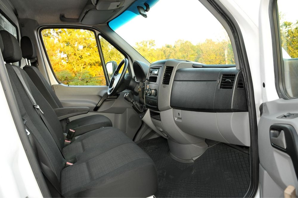 Mercedes sprinter 416 !! Cub + lift !! IMPECABIL !!