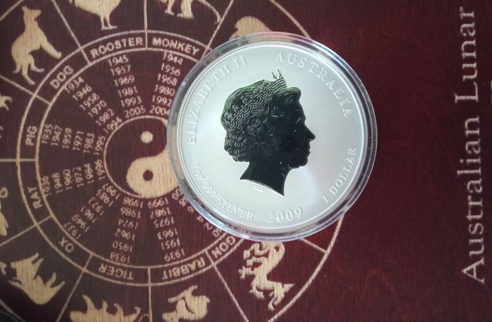 Австралийски сребърни лунари. Година на Бика 2009 г. и на Змията 2013