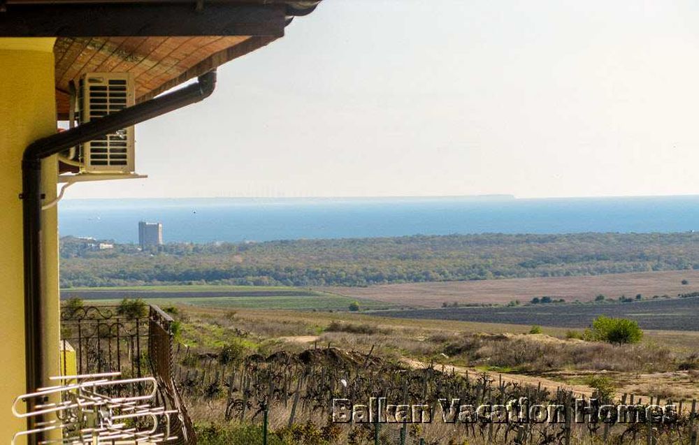 Вили близо до Албена с невероятна морска панорама