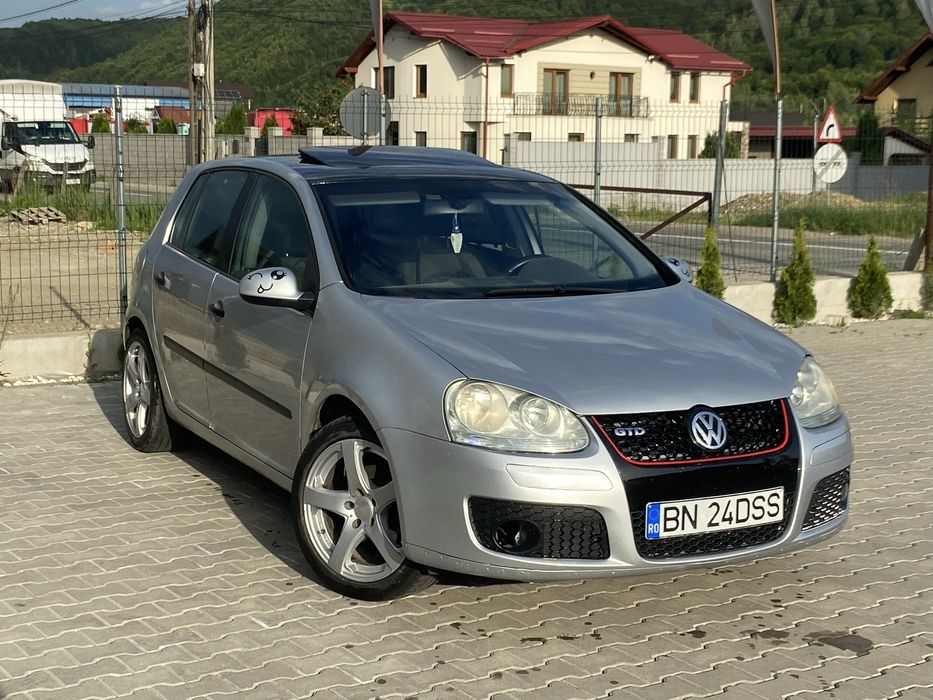 Golf 5 de 1.9tdi bkc /sau schimb detalii in anunt