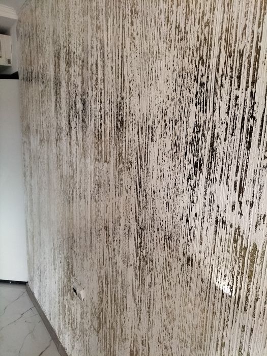 Execut lucrări de constructii interioare
