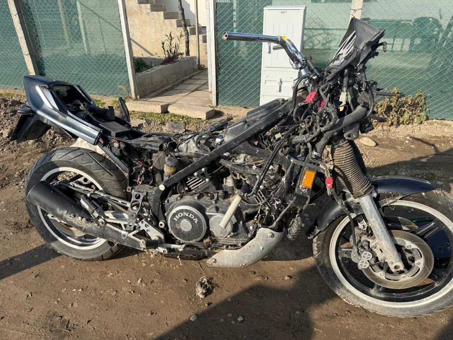 Мотор HONDA VF 1000 F2 1985 само на части