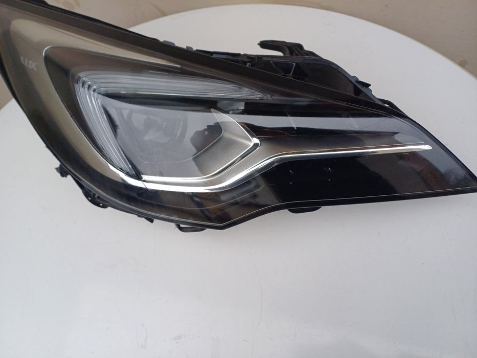 Десет фар за Opel Astra 2018г.;  Full led
