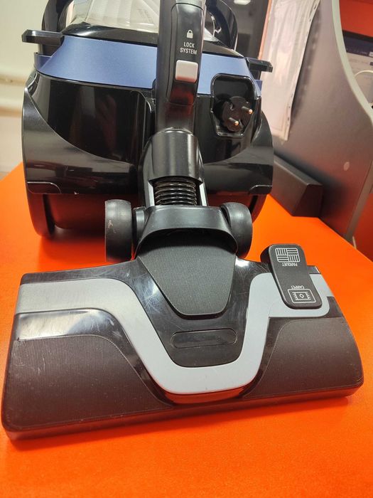 Продаю пылесос Tefal TW7690EA в отличном состоянии