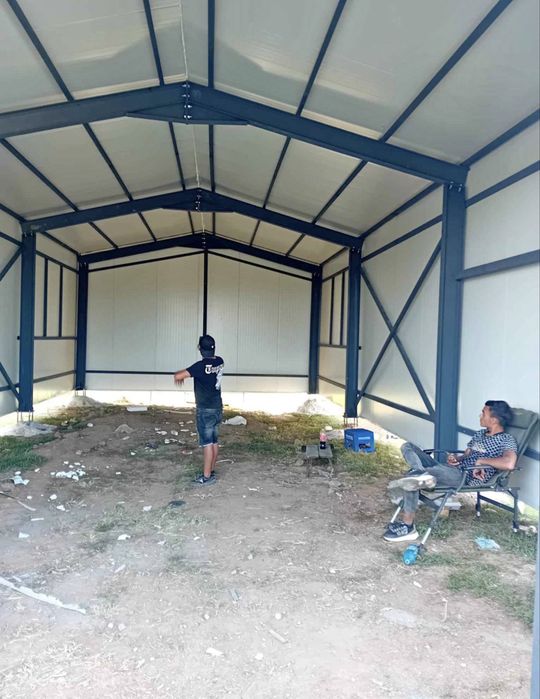 Vand structura metalica 10x15x4 pret in comsultare