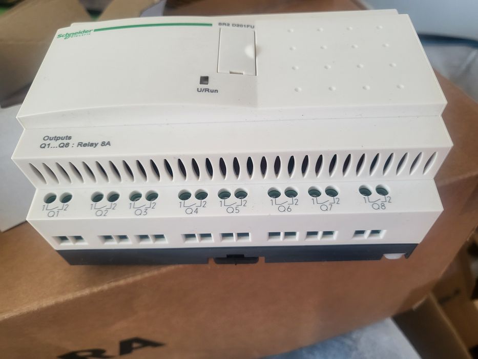 Dispzitiv  /Releu Schneidr Rlectric