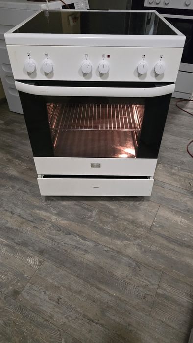 Печка Voss Electrolux