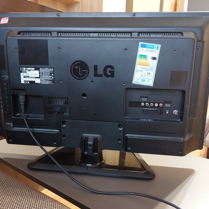 Телевизор  LG 32
