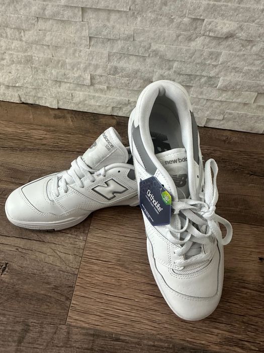 Sneakers shoes New Balance 550