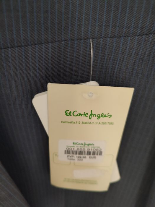 Costum bărbați nou