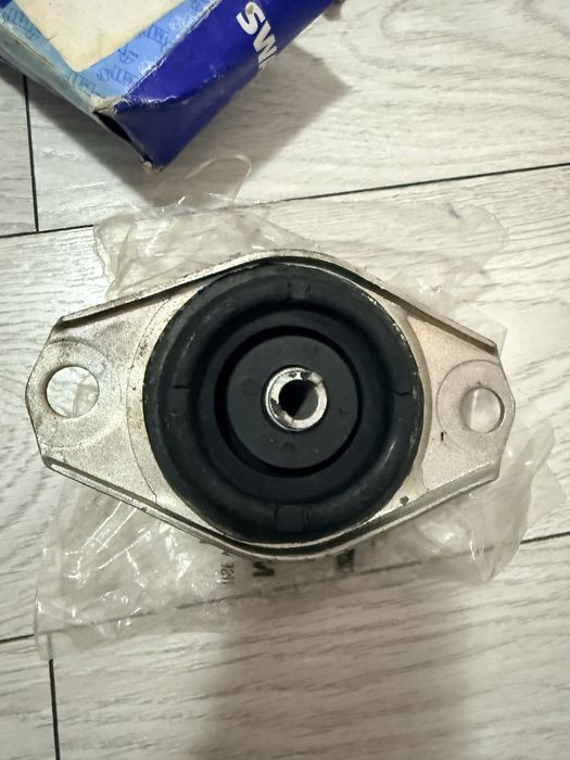 Suport motor SWAG 74937568