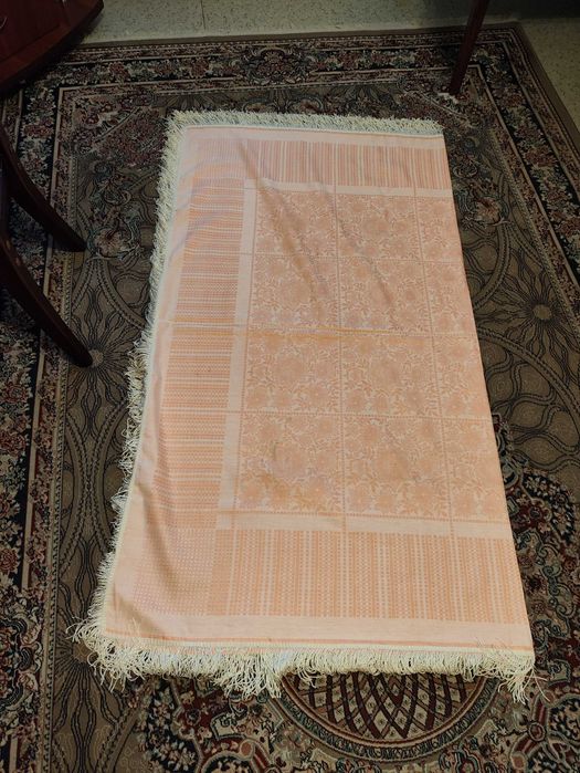 Продам новую советскую скатерть