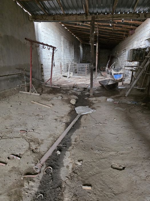 Продаётся склад 9-соток Сергели Кумарик