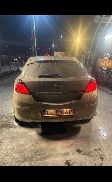 Opel astra h gtc