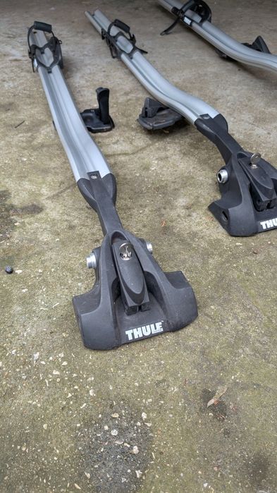 Велобагажници  за горни греди Thule 561