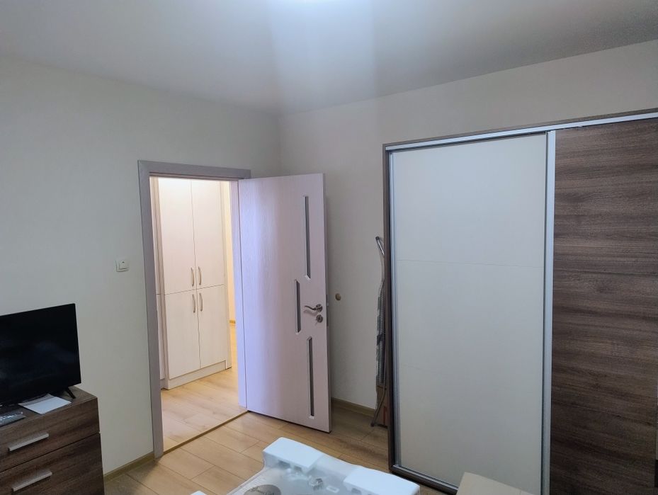 Собственик дава под наем 3 стаен Младост