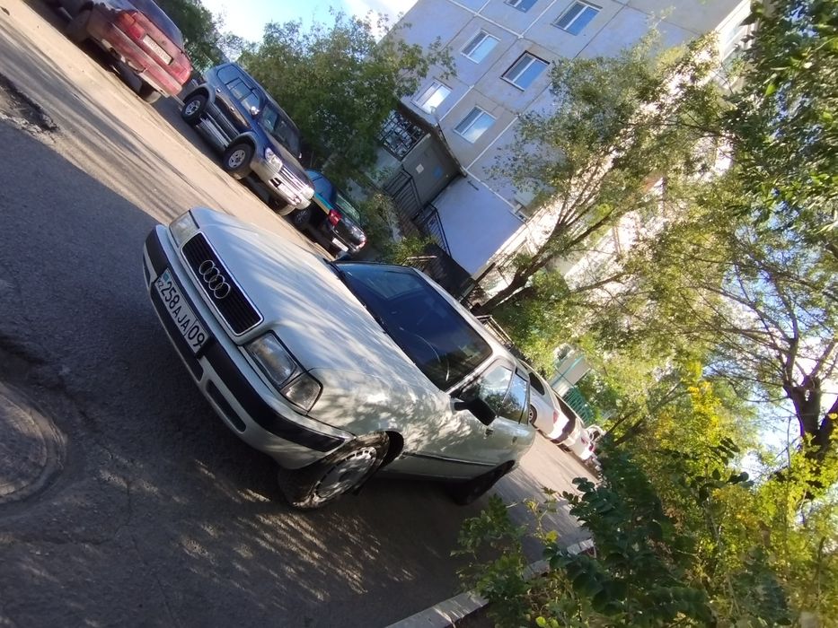 Продается Ауди В4