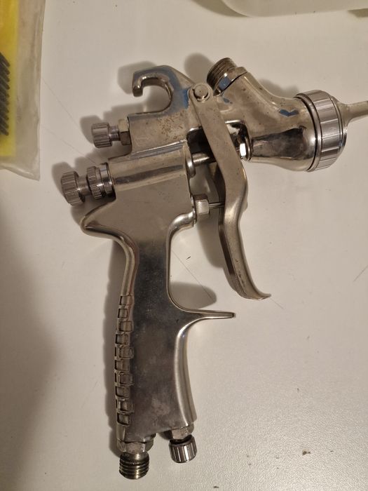 Pistol de vopsit auto  COSMIC