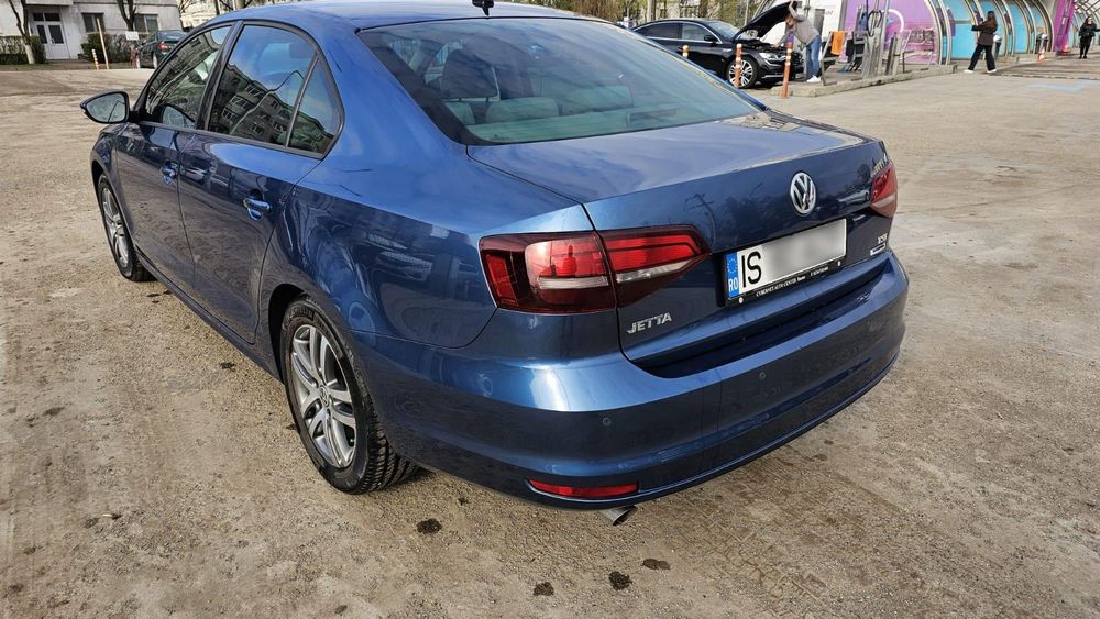 Volkswagen Jetta 1.2 Tsi 105 Cp – Full Option