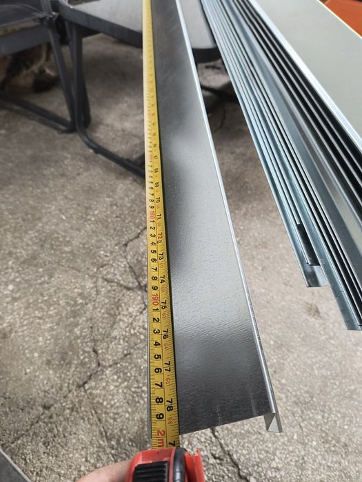 Vând parazapezi zinc