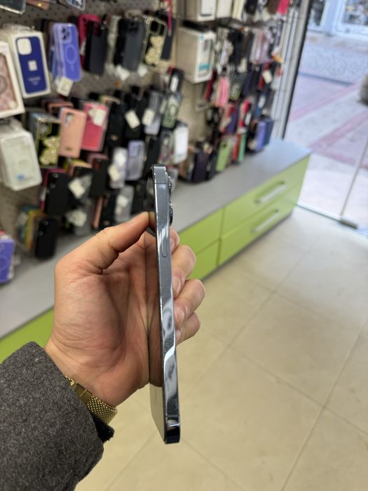 Iphone 13 pro max Sierra blue 128GB  със спукан панел