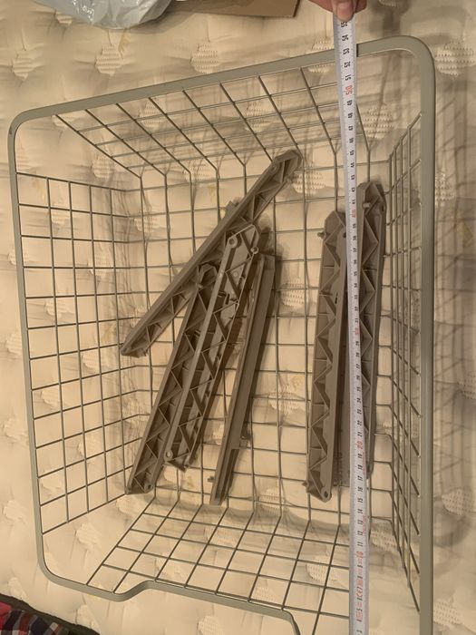 Cos metalic Ikea cu șină culisanta , ca nou