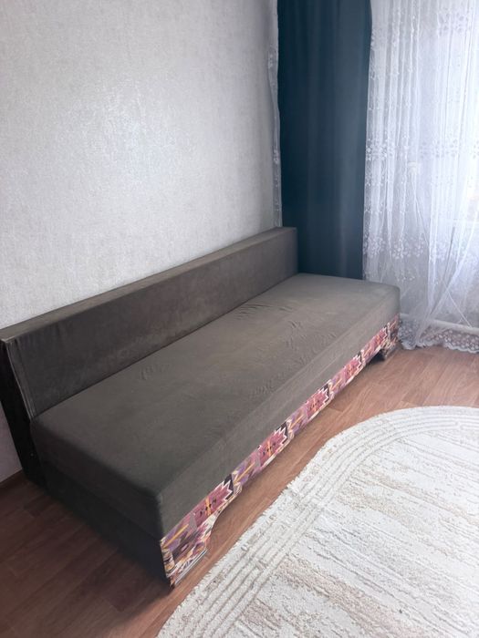 Продам диван сафа