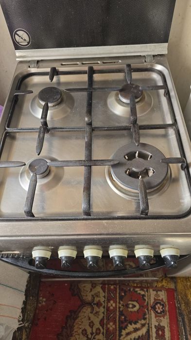 Продаётся газовая плита