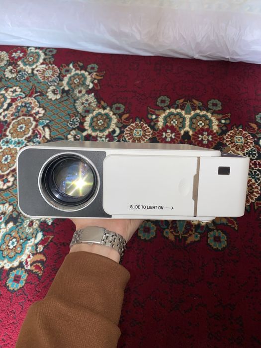 Продаётся проектор