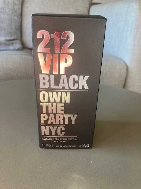Парфюм Carolina Herrera Men 212 VIP Black 100ml