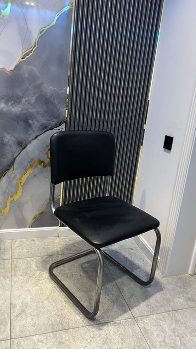 Ofis uchun stul sotiladi