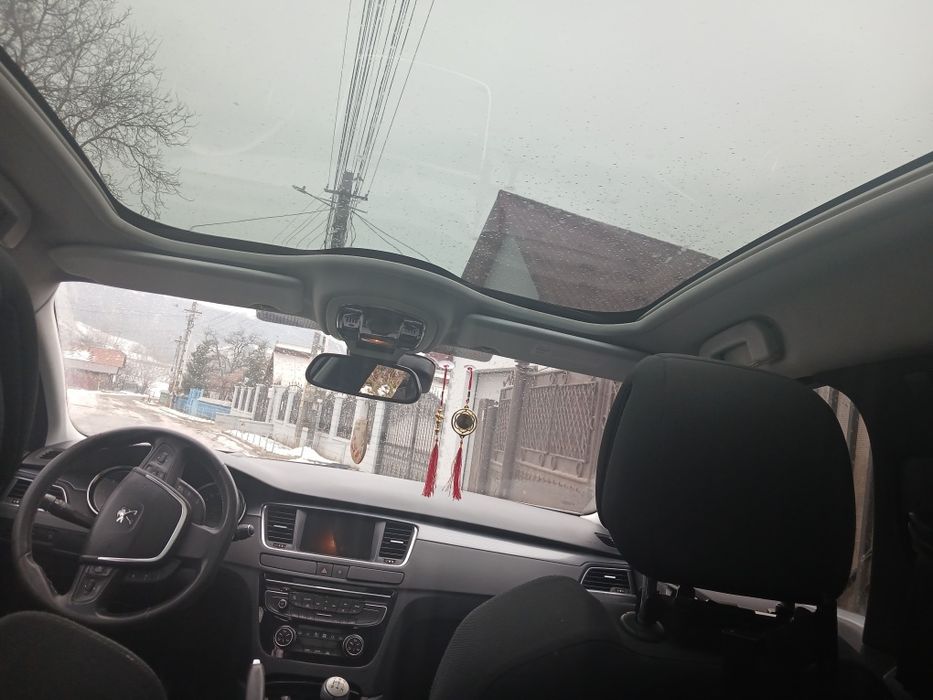 Vând Peugeot  an 2014