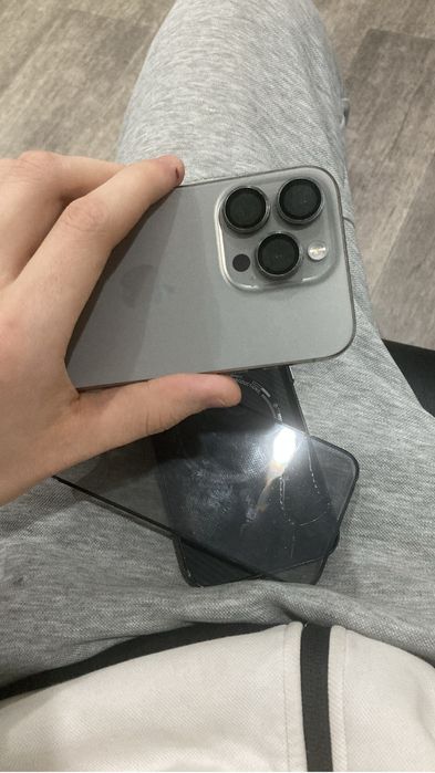 Продам / обмен iphone 15 pro
