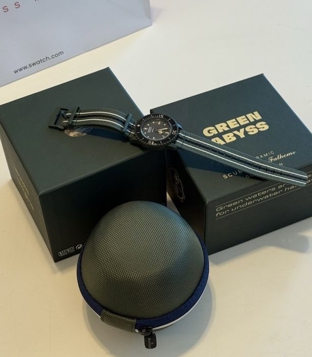 Часовник Blanpain Swatch Green Abyss Fifty Fathoms